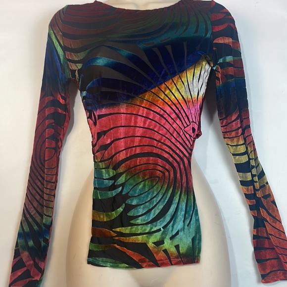 Codigo colorful metallic like multicolor long sleeve fashion  top - Picture 3 of 10